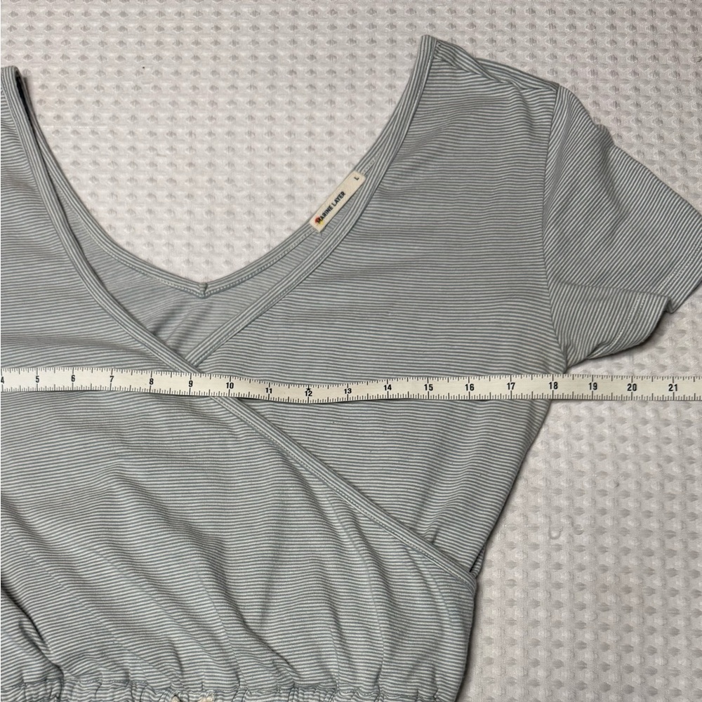 Light Gray Short-Sleeve Jumpsuit with Drawstring Waist - Picture 9 of 11